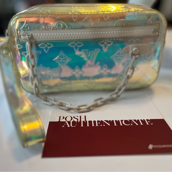 Louis Vuitton Pochette Volga Prism - Picture 6 of 16